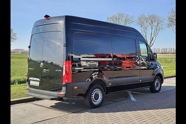 Mercedes-Benz Sprinter 317 L2H2 RWD Mbux Camera Airco 3 Zits Euro6 170 PK!