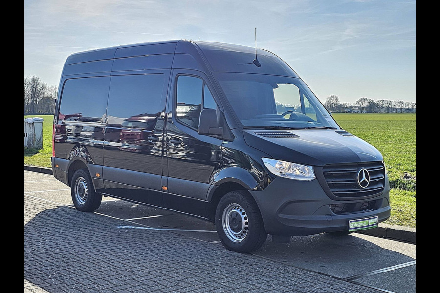 Mercedes-Benz Sprinter 317 L2H2 RWD Mbux Camera Airco 3 Zits Euro6 170 PK!