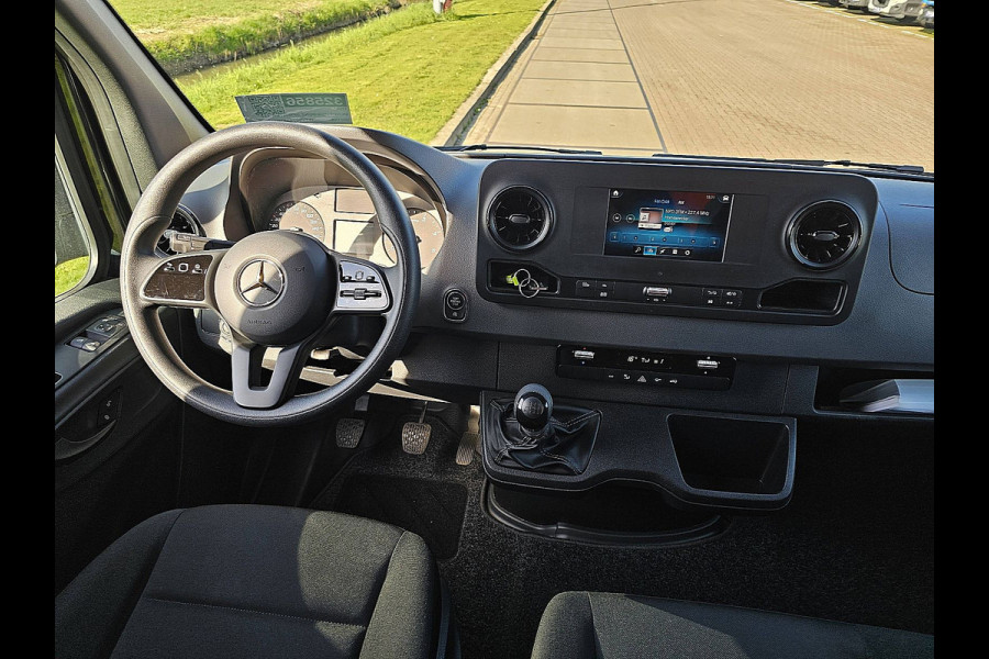 Mercedes-Benz Sprinter 317 L2H2 RWD Mbux Camera Airco 3 Zits Euro6 170 PK!