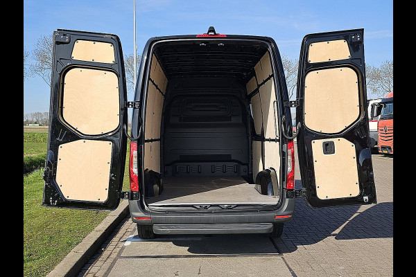 Mercedes-Benz Sprinter 317 L2H2 RWD Mbux Camera Airco 3 Zits Euro6 170 PK!