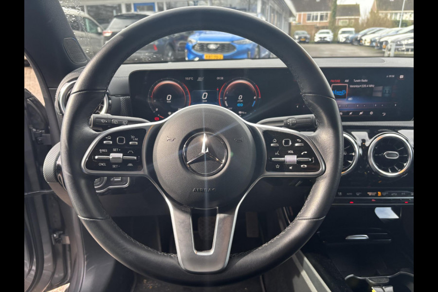 Mercedes-Benz CLA-Klasse Shooting Brake 250 e Progressive | Adaptive cruise control | 360 graden camera | Stoelverwarming