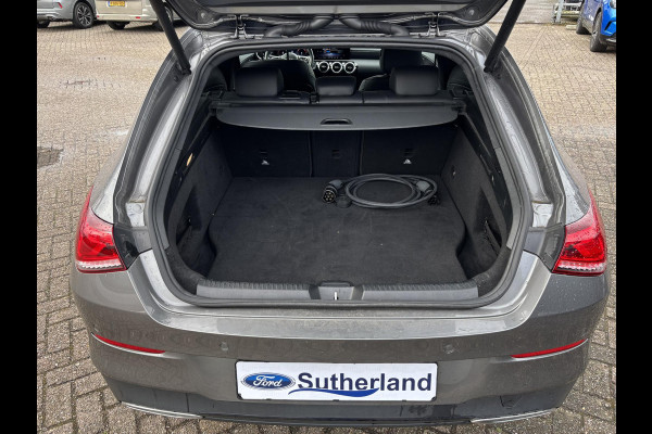 Mercedes-Benz CLA-Klasse Shooting Brake 250 e Progressive | Adaptive cruise control | 360 graden camera | Stoelverwarming