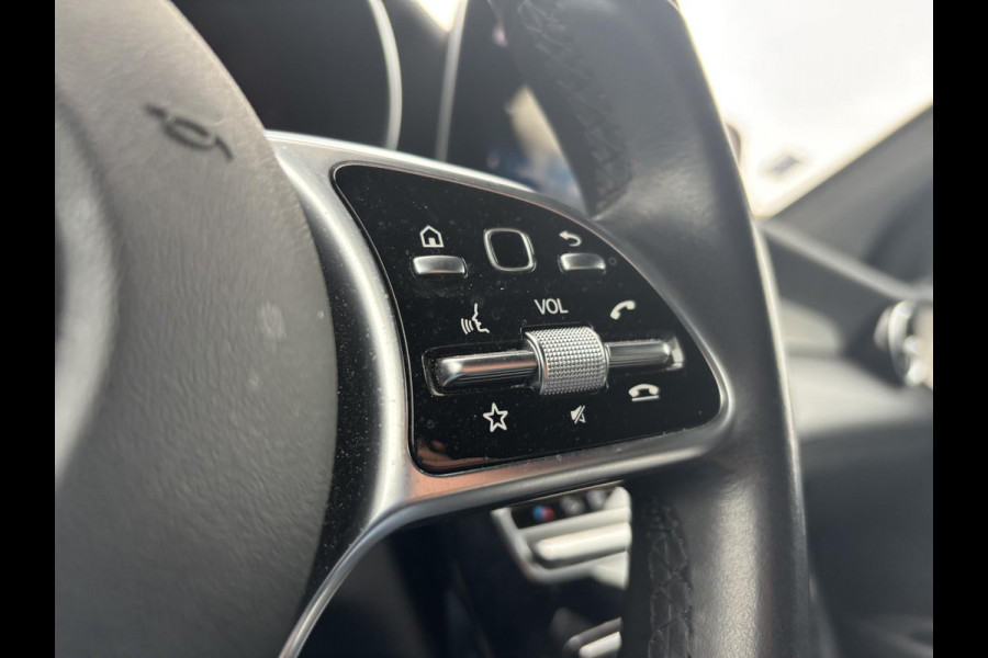 Mercedes-Benz GLC 300e 4MATIC Business Solution | PHEV | 320pk | Plug-in Hybride | Achteruitrijcamera | Navigatie | Half leder