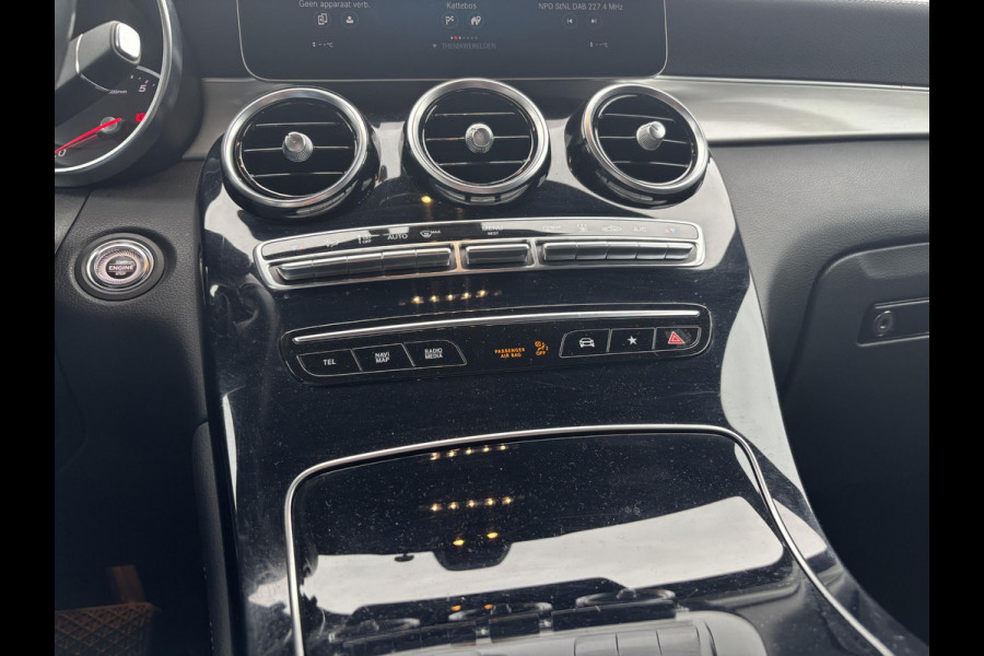 Mercedes-Benz GLC 300e 4MATIC Business Solution | PHEV | 320pk | Plug-in Hybride | Achteruitrijcamera | Navigatie | Half leder