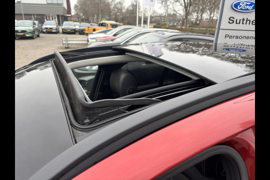 Mercedes-Benz GLC 300e 4MATIC AMG Line | PHEV | Plug-in Hybride | 320pk | Panoramadak | Stoelverwarming | 360 graden camera | Burmester audio