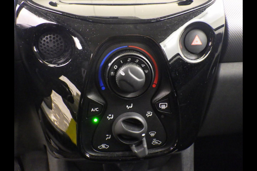 Peugeot 108 1.0 e-VTi Allure