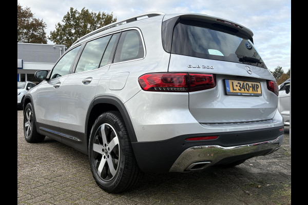 Mercedes-Benz Glb 200 Business Solution Luxury 163pk | Dodehoeksensoren | Elektrische Achterklep | Volledig Leder | Stoelverwarming | Achteruitrijcamera | Eerste eigenaar