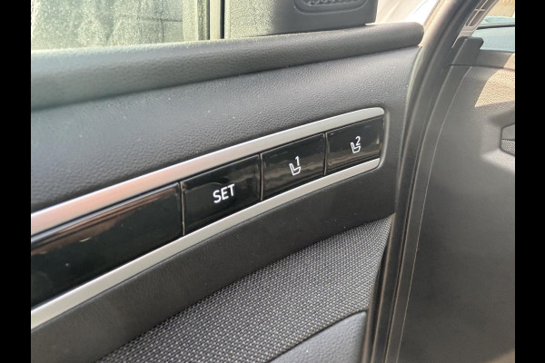 Hyundai Tucson 1.6 T-GDI PHEV Premium Sky 4WD | Panoramadak | Dealer onderhouden | Leder | Achteruitrijcamera