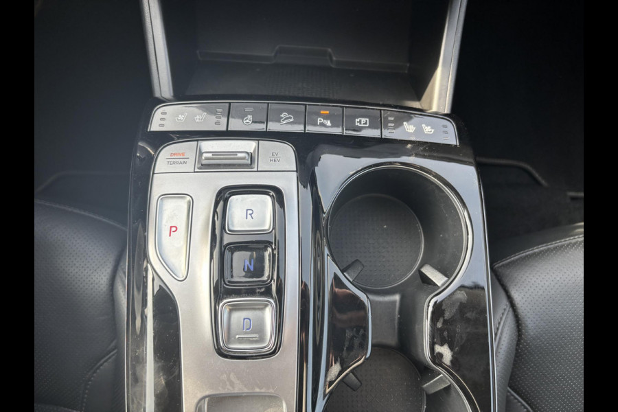 Hyundai Tucson 1.6 T-GDI PHEV Premium Sky 4WD | Panoramadak | Dealer onderhouden | Leder | Achteruitrijcamera