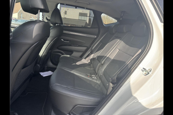 Hyundai Tucson 1.6 T-GDI PHEV Premium Sky 4WD | Panoramadak | Dealer onderhouden | Leder | Achteruitrijcamera