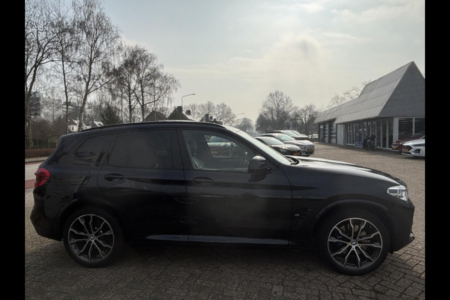 BMW X3 xDrive30e M Sport | Plug-in Hybride | PHEV | Volle uitrusting | 20 inch |  Panoramadak | Trekhaak | Harman/kardon | 360 graden camera | Leder Vernasca Schwarz | Elektrische stoelen met memory functie | M pakket | Sportstoelen | Stoelverwarming| Adaptive Led | Head Up Display | Keyless entry | Elektrische achterklep | Adaptive cruise control | Dodehoeksensoren | Digitaal instrumentenpaneel SCI |