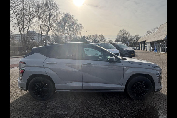 Hyundai Kona 1.6 T-GDI N Line 199pk versie! | Uniek in NL | Stoelverwarming | Adaptive Cruise Control | Elektrsich verstelbare stoelen | Dealer odnerhou