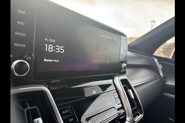 Kia Sorento 1.6 T-GDI Plug-in Hybrid 4WD ExecutiveLine 5p. | Panoramadak | Vol leder | Bose audio | Geuheugenstoelen | Dealer onderhouden