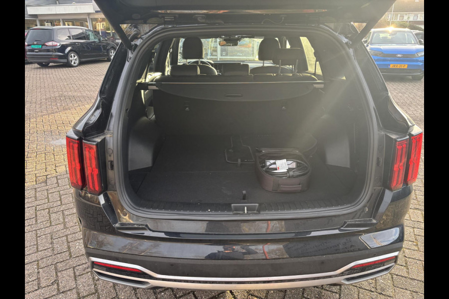 Kia Sorento 1.6 T-GDI Plug-in Hybrid 4WD ExecutiveLine 5p. | Panoramadak | Vol leder | Bose audio | Geuheugenstoelen | Dealer onderhouden