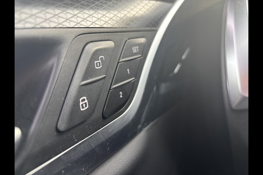 BMW X3 xDrive30e M Sport | Plug-in Hybride | incl. BMW Service Inclusive (5 jaar/100.000 km) | M pakket | Harman Kardon | Sportstoelen | Elektrische stoelen met geheugenfunctie | 360 graden camera | Stoelverwarming | Keyless | Elektrische achterklep | Adaptive Led | High-beam Headlights Control | Head Up Display | Adaptief demping systeem