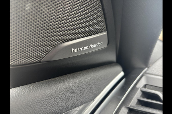 BMW X3 xDrive30e M Sport | Plug-in Hybride | incl. BMW Service Inclusive (5 jaar/100.000 km) | M pakket | Harman Kardon | Sportstoelen | Elektrische stoelen met geheugenfunctie | 360 graden camera | Stoelverwarming | Keyless | Elektrische achterklep | Adaptive Led | High-beam Headlights Control | Head Up Display | Adaptief demping systeem