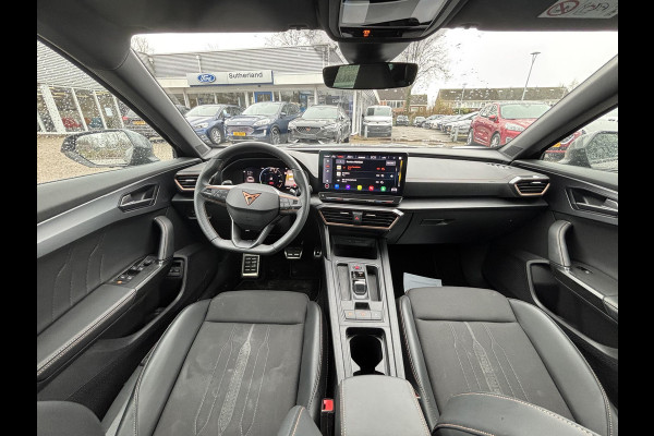 CUPRA Formentor 1.4 e-Hybrid VZ Performance 245pk | PHEV | Plug-in Hybride | Trekhaak wegklapbaar | Stoelverwarming | 360 Camera | Adaptive cruise control | 19 inch