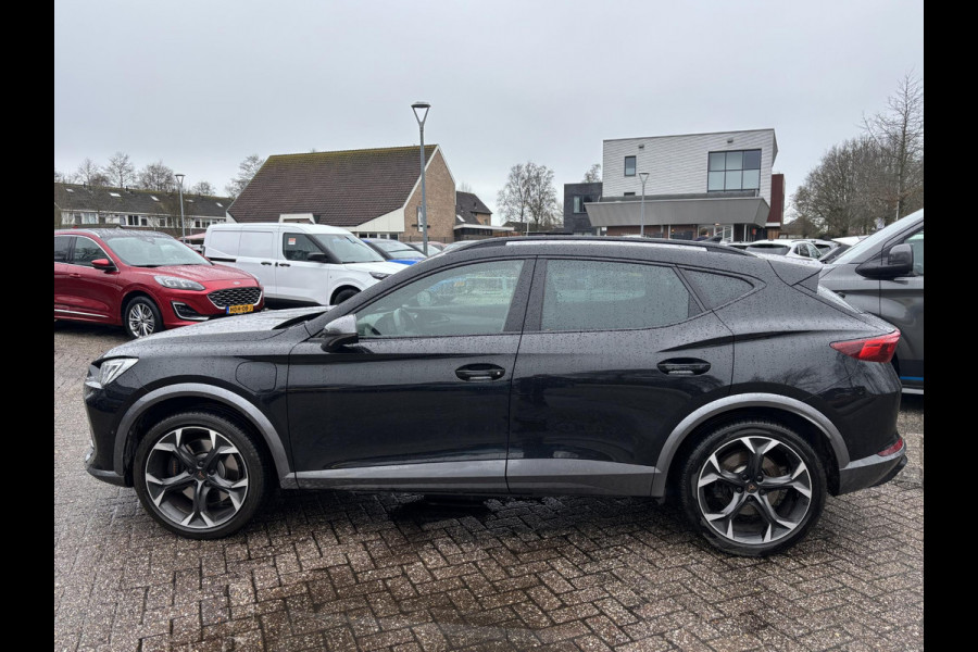 CUPRA Formentor 1.4 e-Hybrid VZ Performance | 245pk PHEV | Plug-in Hybride | Stoelverwarming | Camera | Adaptive cruise control | 19 inch