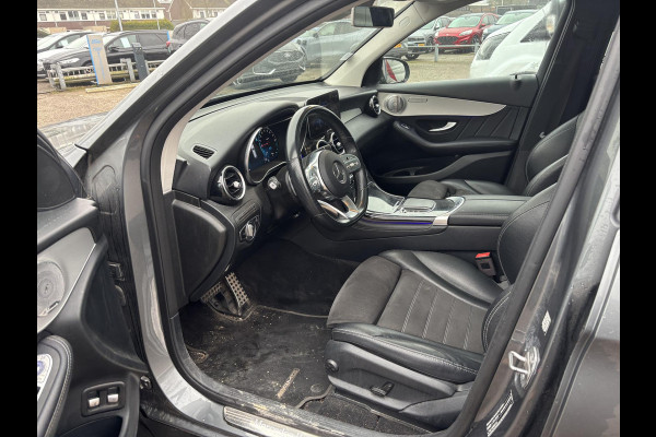 Mercedes-Benz GLC 300e 4MATIC AMG Line | 320pk PHEV | Panormadak | Afneembare Trekhaak | Burmester Audio | Stoelverwarming |  Achteruitrijcamera