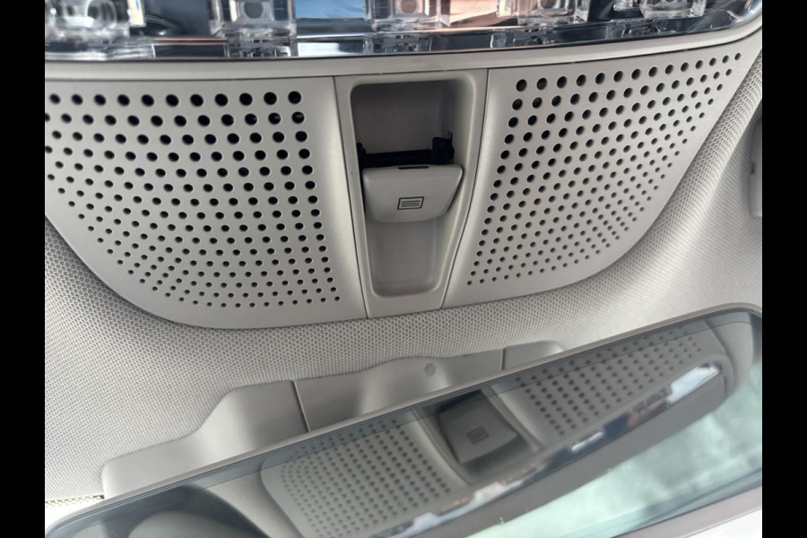 Mercedes-Benz GLC 300e 4MATIC AMG Line | 320pk PHEV | Panormadak | Afneembare Trekhaak | Burmester Audio | Stoelverwarming |  Achteruitrijcamera