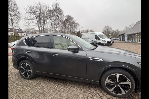 Mazda CX-60 2.5 e-SkyActiv PHEV Takumi | Panoramadak / Kanteldak (Glas) |  360 graden camera | Achteruitrijcamera | Stoelverwarming |  Adaptieve Cruise Control