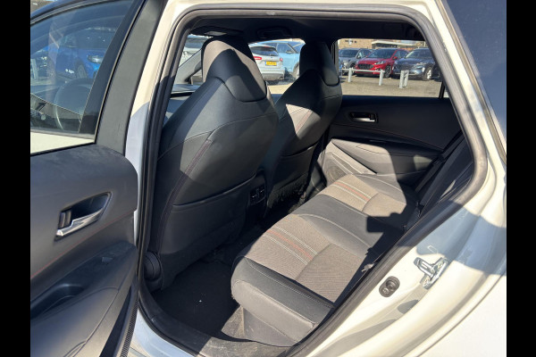 Toyota Corolla Touring Sports 1.8 Hybrid GR-Sport | 122pk | Trekhaak | Adaptieve Cruise | Stoelverwarming | 18 inch velgen | Full LED