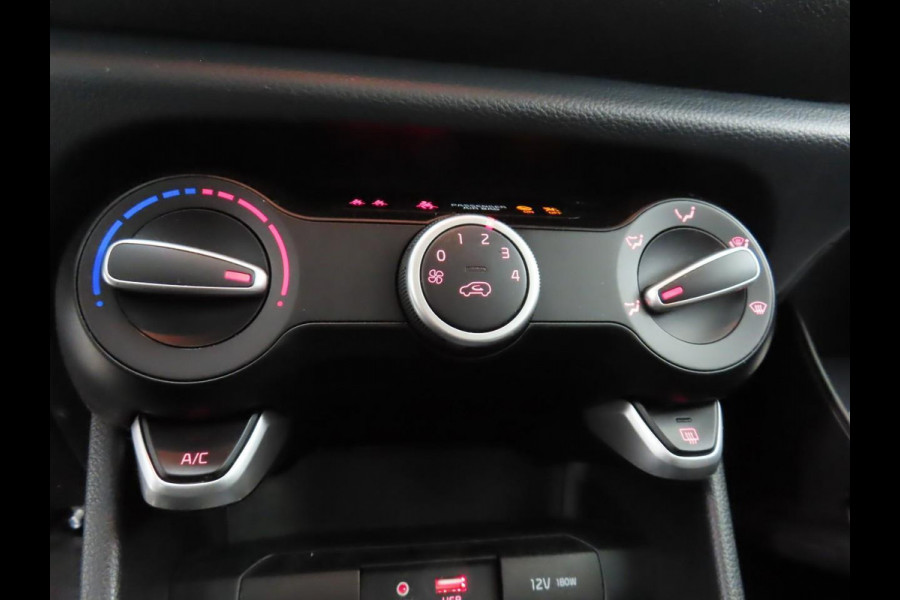 Kia Picanto 1.0 MPi DynamicLine WORDT VERWACHT! | 47.000 km | Navigatie | LM Velgen. | Airco