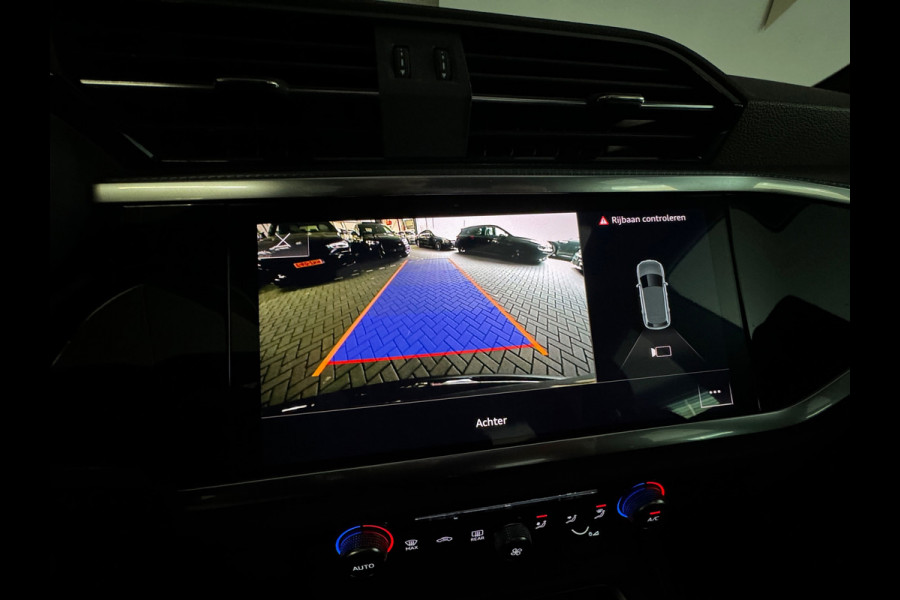 Audi Q3 35 TFSI S Line Pano|Camera|Sfeer|CarPlay|NL Auto|NAP