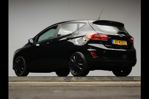 Ford Fiesta 1.1 Sport (APPLE CARPLAY,NAVI,LED,PDC,LANE ASSIST,DAB,BLUETOOTH,SPORTSTOELEN,LM VELGEN,NIEUWE APK,NETTE STAAT)