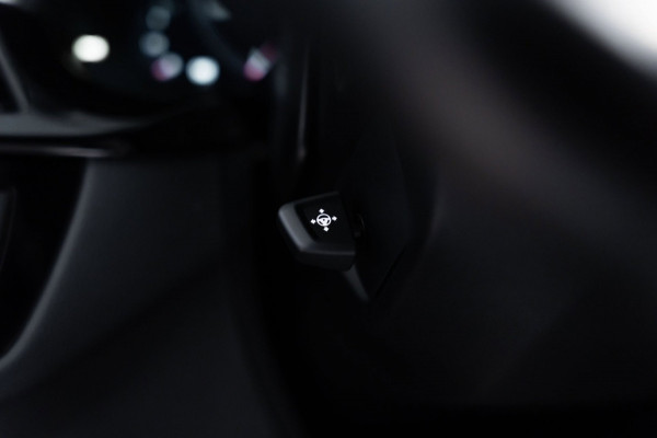 BMW 5 Serie Touring 530i M Sport PANO LEDER LED