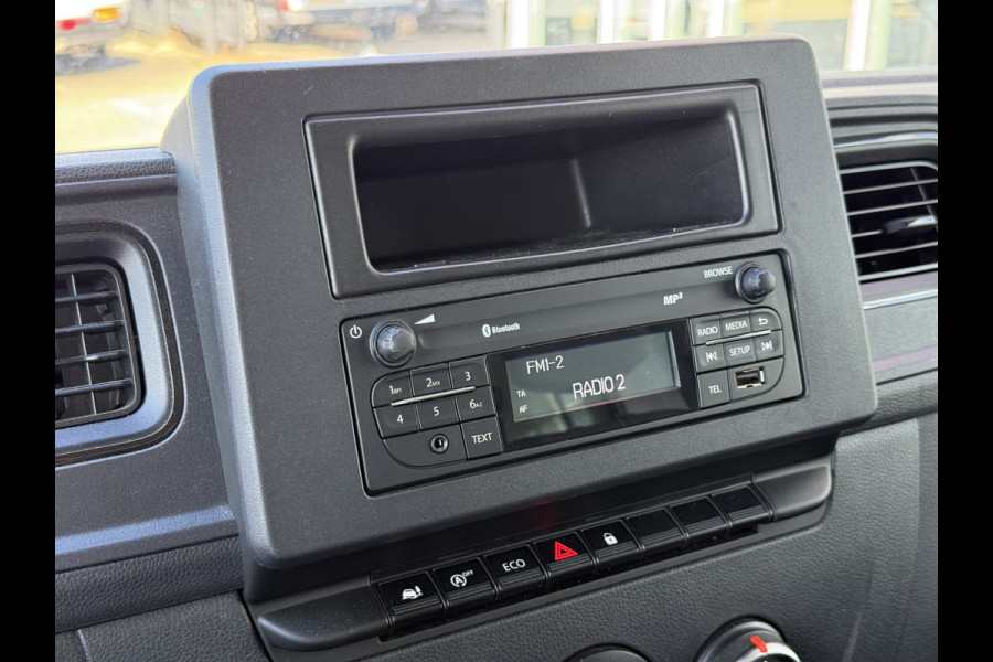 Renault Master T35 2.3 dCi 145 Bakwagen met laadklep | NL-auto | Zijdeur | Cruisec. | Airco