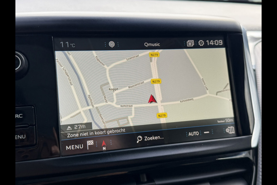 Peugeot 2008 1.2 PureTech Camera Cruise Stoelverwarming Carplay Panorama Trekhaak Navigatie