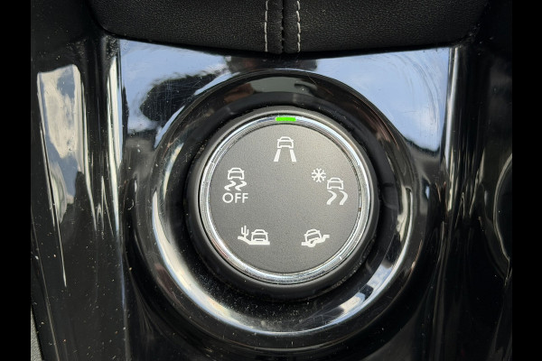 Peugeot 2008 1.2 PureTech Camera Cruise Stoelverwarming Carplay Panorama Trekhaak Navigatie