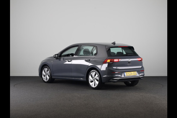 Volkswagen Golf 1.5 eTSI Style 130 PK | Automaat | Digitaal dashboard | Sportstoelen | Navigatie