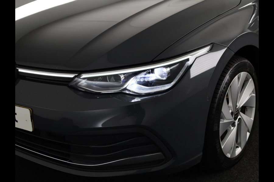 Volkswagen Golf 1.5 eTSI Style 130 PK | Automaat | Digitaal dashboard | Sportstoelen | Navigatie