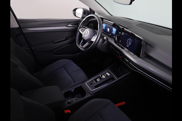 Volkswagen Golf 1.5 eTSI Style 130 PK | Automaat | Digitaal dashboard | Sportstoelen | Navigatie