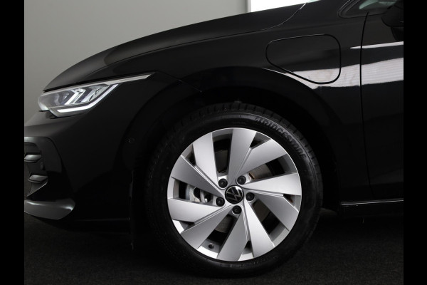 Volkswagen Golf 1.5 eHybrid Life Edition 204PK | Automaat | Camera | Extra getint glas | verlengde garantie
