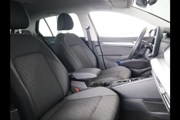 Volkswagen Golf 1.5 eHybrid Life Edition 204PK | Automaat | Camera | Extra getint glas | verlengde garantie
