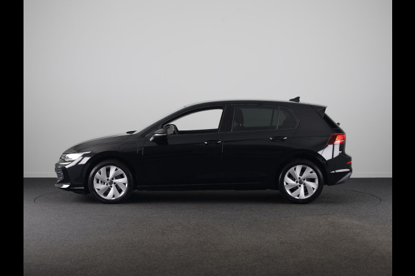 Volkswagen Golf 1.5 eHybrid Life Edition 204PK | Automaat | Camera | Extra getint glas | verlengde garantie
