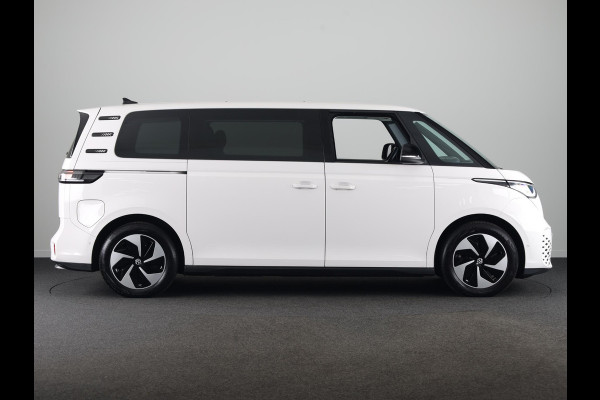 Volkswagen ID. Buzz Pro 86 kWh LWB 7p. 285PK | SOH 98% | Camera | Navigatie | 7 persoons | Extra getint glas