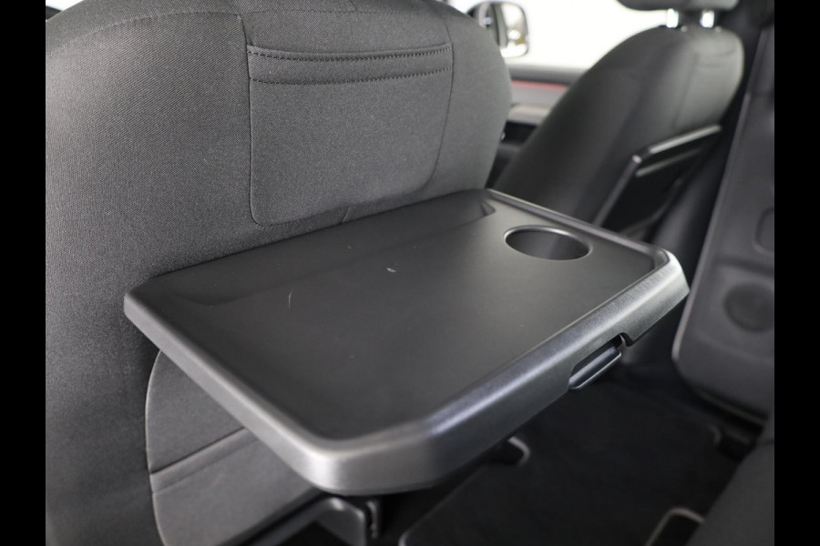 Volkswagen ID. Buzz Pro 86 kWh LWB 7p. 285PK | SOH 98% | Camera | Navigatie | 7 persoons | Extra getint glas