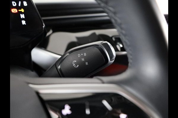 Volkswagen ID. Buzz Pro 86 kWh LWB 7p. 285PK | SOH 98% | Camera | Navigatie | 7 persoons | Extra getint glas