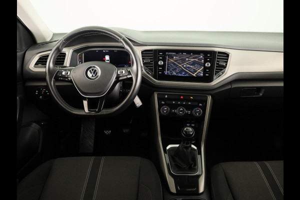 Volkswagen T-Roc 1.0 TSI Style Business 110 PK | Navigatie | Parkeersensoren | Camera | Digitaal dashboard