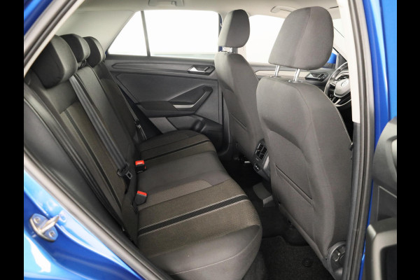Volkswagen T-Roc 1.0 TSI Style Business 110 PK | Navigatie | Parkeersensoren | Camera | Digitaal dashboard