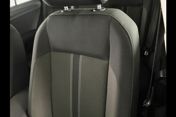 Volkswagen T-Roc 1.0 TSI Style Business 110 PK | Navigatie | Parkeersensoren | Camera | Digitaal dashboard