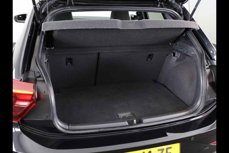 Volkswagen Polo 1.0 TSI R-Line 95 pk | Navigatie via App | Parkeersensoren | Adaptieve cruise control | LED koplampen | Apple Carplay/Android Auto | R-Line |