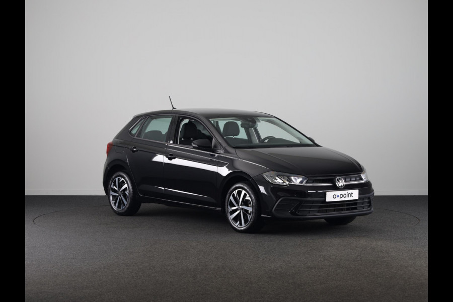 Volkswagen Polo 1.0 TSI Life 95 pk | Navigatie | Parkeersensoren | Adaptieve cruise control | LED koplampen | Apple Carplay/Android Auto |