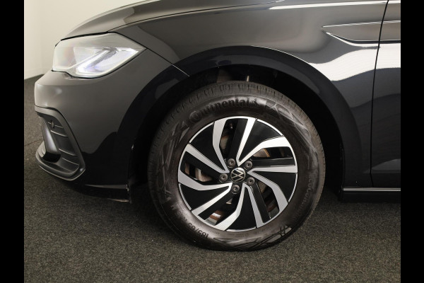 Volkswagen Polo 1.0 TSI Life 95 PK | Navigatie via app | Parkeersensoren | Digitaal dashboard