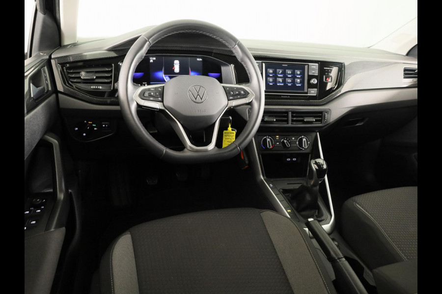 Volkswagen Polo 1.0 TSI Life 95 PK | Navigatie via app | Parkeersensoren | Digitaal dashboard