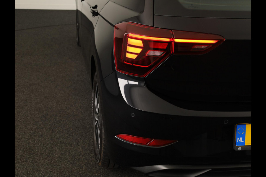 Volkswagen Polo 1.0 TSI Life 95 PK | Navigatie via app | Parkeersensoren | Digitaal dashboard